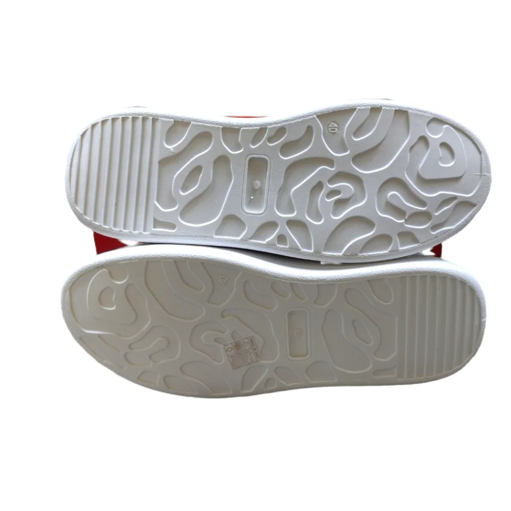 NWT Women's Sneakers White and Balck - Picture 6 of 6